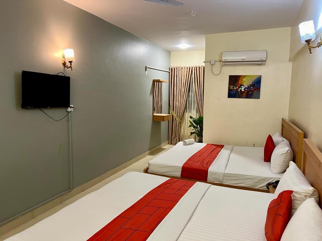 Hotel Rooms Dha Karachi Exterior photo