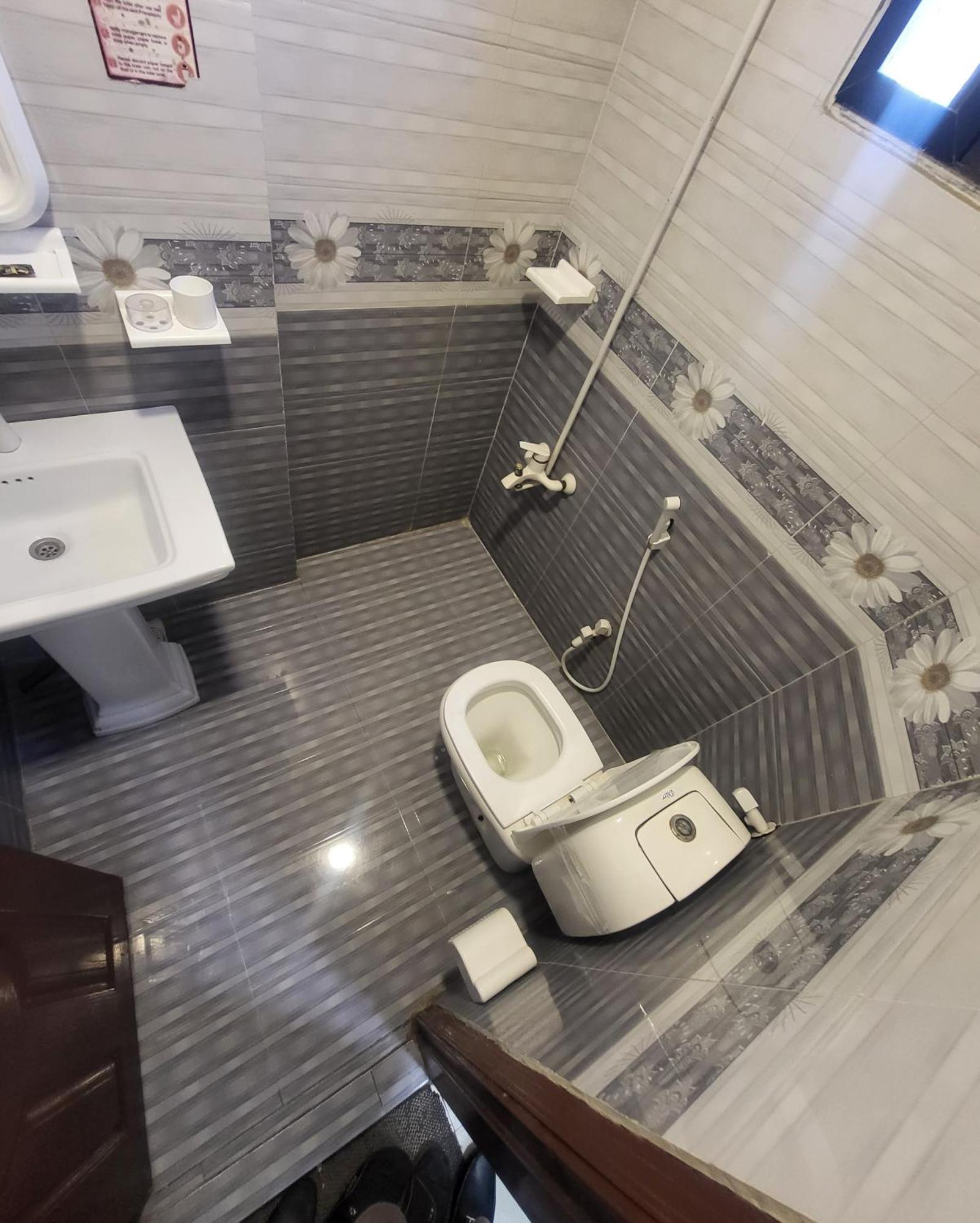 Hotel Rooms Dha Karachi Exterior photo